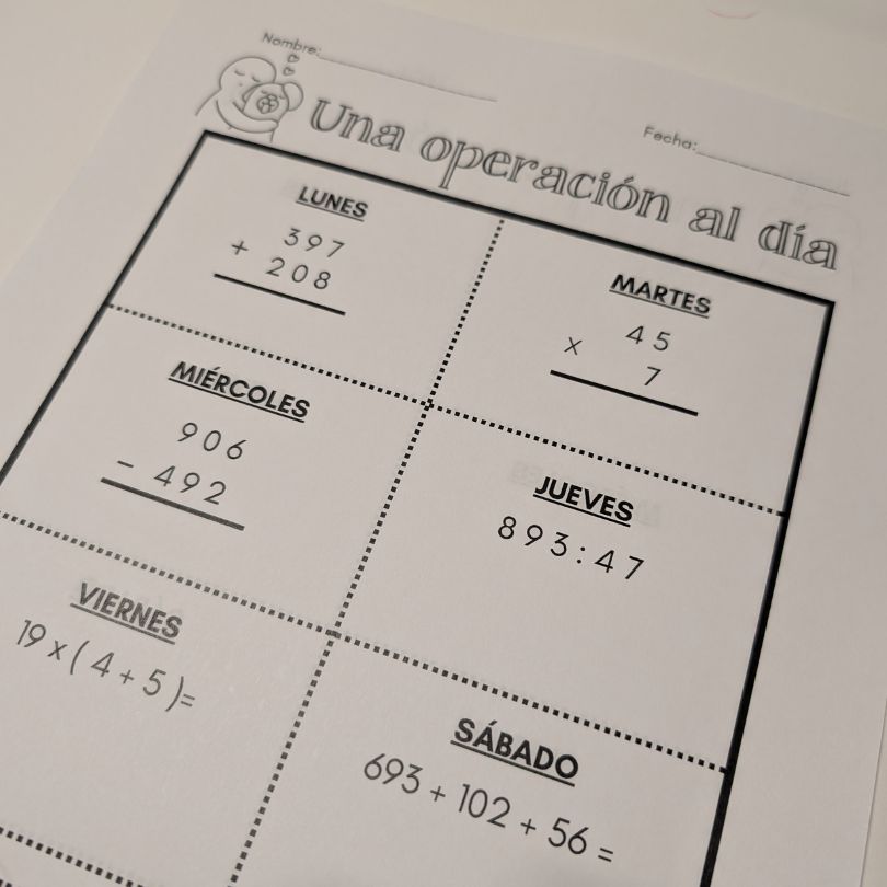 Cuaderno de cálculo mental para primaria con una operación diaria. Ideal para trabajar el pensamiento lógico-matemático de forma constante y progresiva.